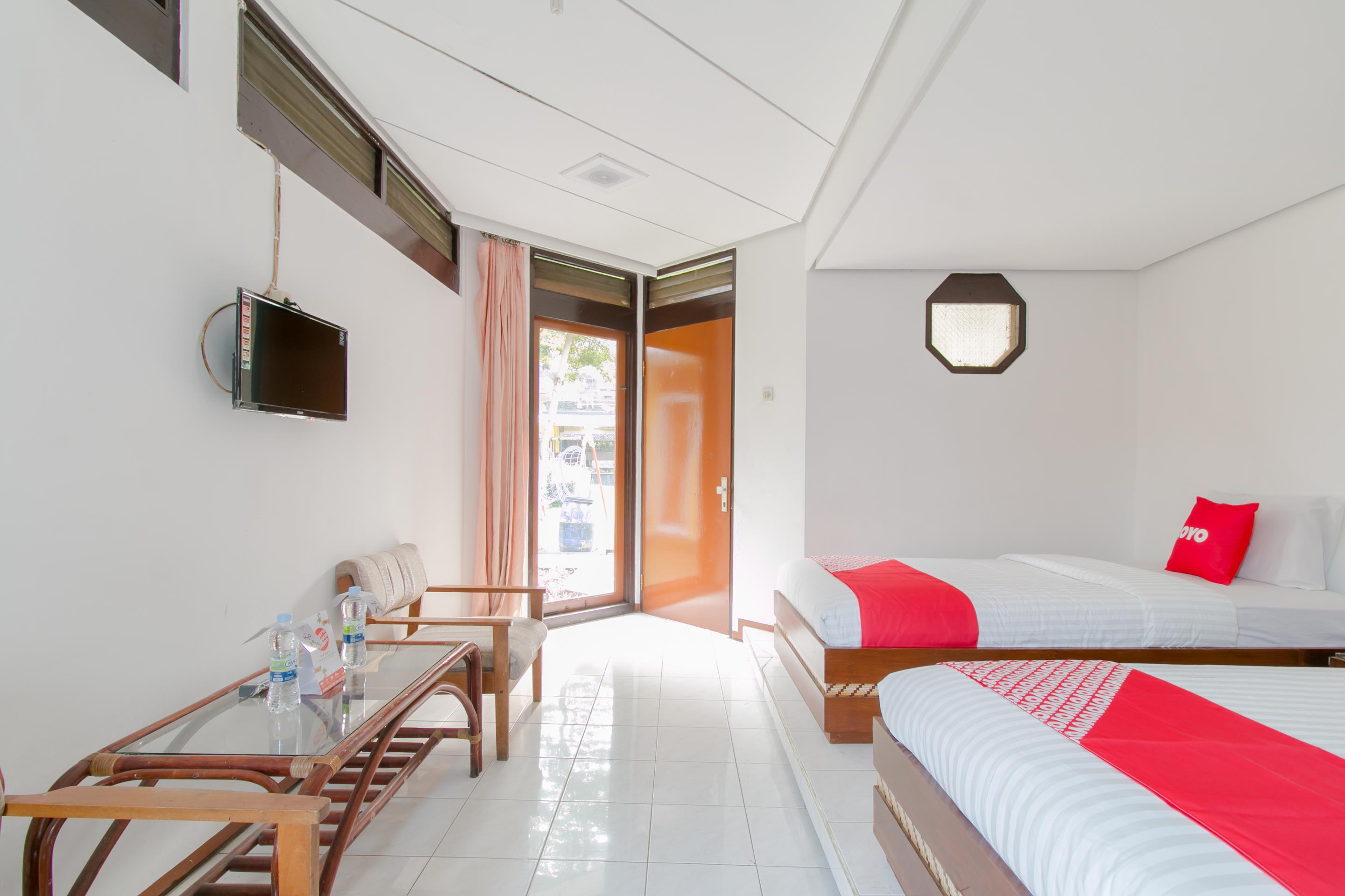 Oyo 1996 Koneng Hotel Cibodas Εξωτερικό φωτογραφία